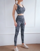 Printed color yoga clothing quick -drying beauty back peach buttocks breathable tight pants yoga clothing two pieces