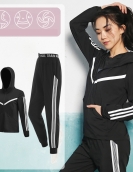 Yoga suit female running fitness four -piece fast dry top, loose casual sports pants three -piece set