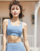 Spring and summer Jinshuang -faced yoga breasts female naked skin, skin -friendly gathered shock absorption of chest pad sports underwear